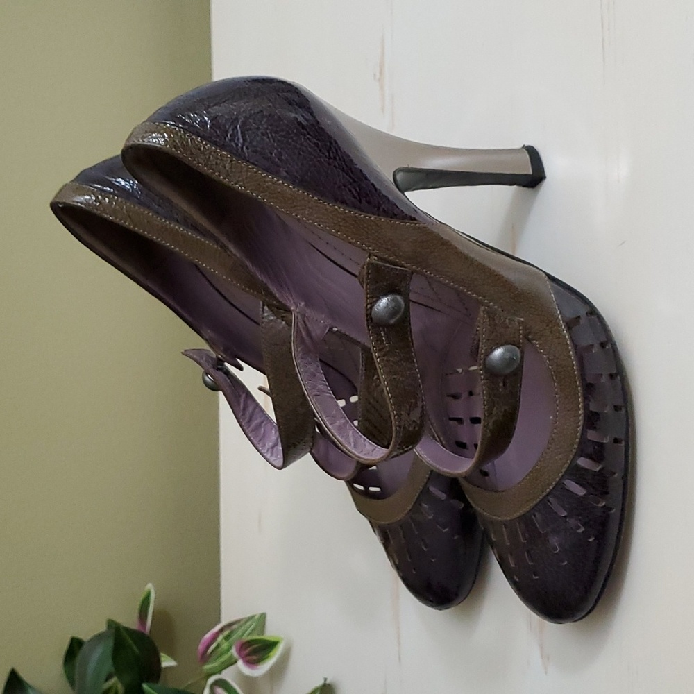 Alberta Ferretti | Purple and Green Patent Leather Pumps Sz 37 - Picture 5 of 8